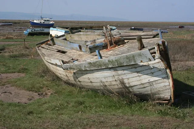 More missing after a boat sank in DRC